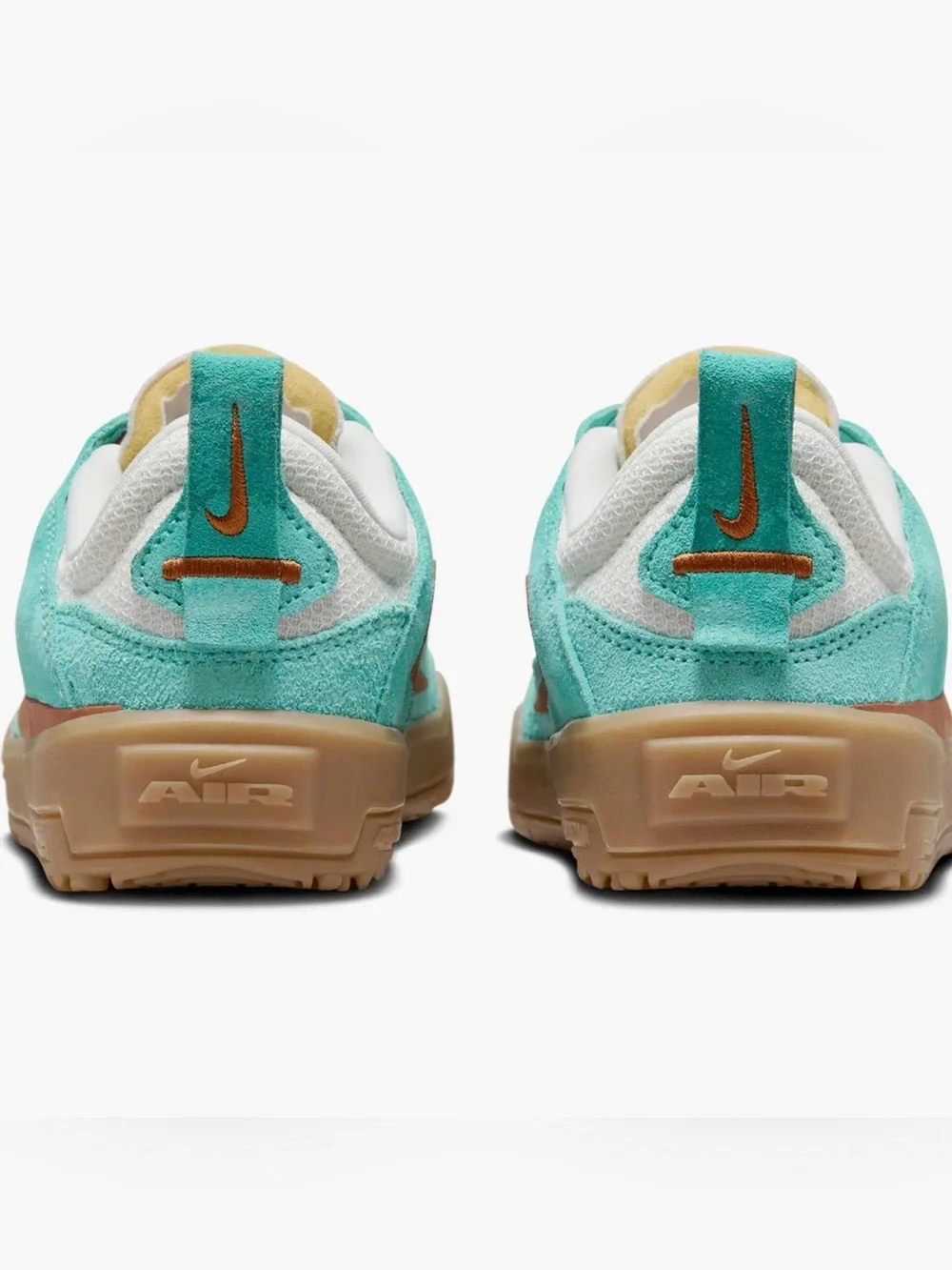 Nike SB Air Zoom Heritage 86 Aqua Gum Skate Shoes Youth 5.5Y / Women’s 7